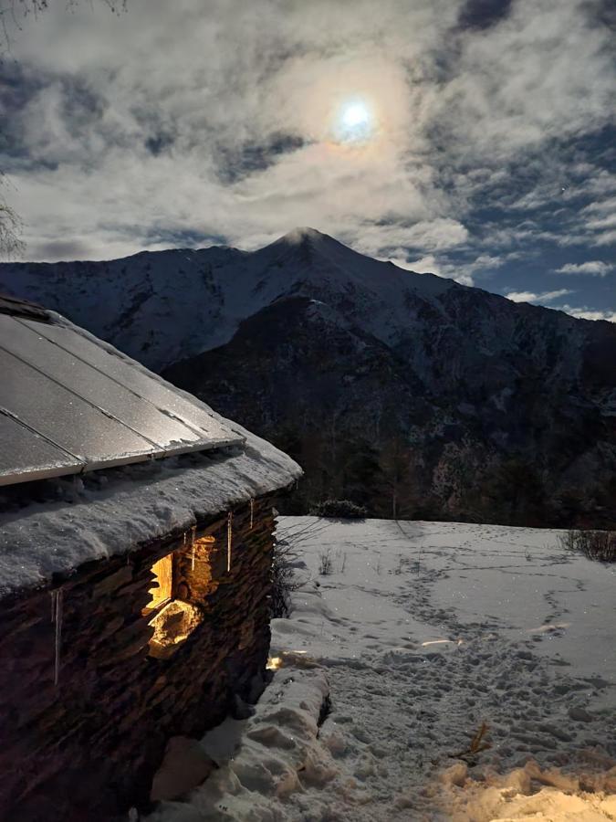 Hotel Bordes Pirineu, Costuix à Areu Extérieur photo